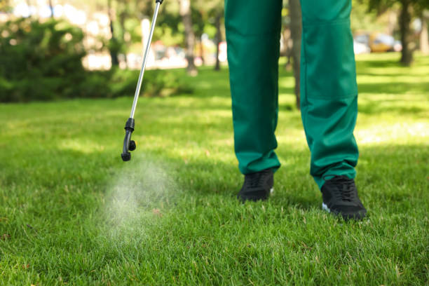 Best Exterminator Services  in La Conner, WA